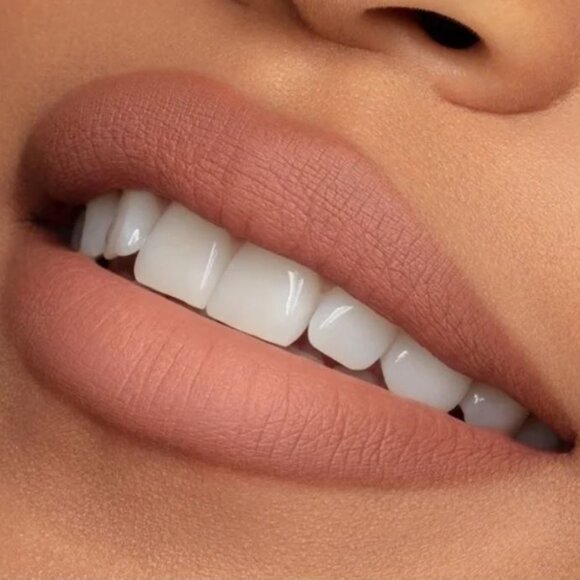 Jaclyn Cosmetics Poutspoken Liquid Lipstick Get Real NIB - Picture 5 of 5